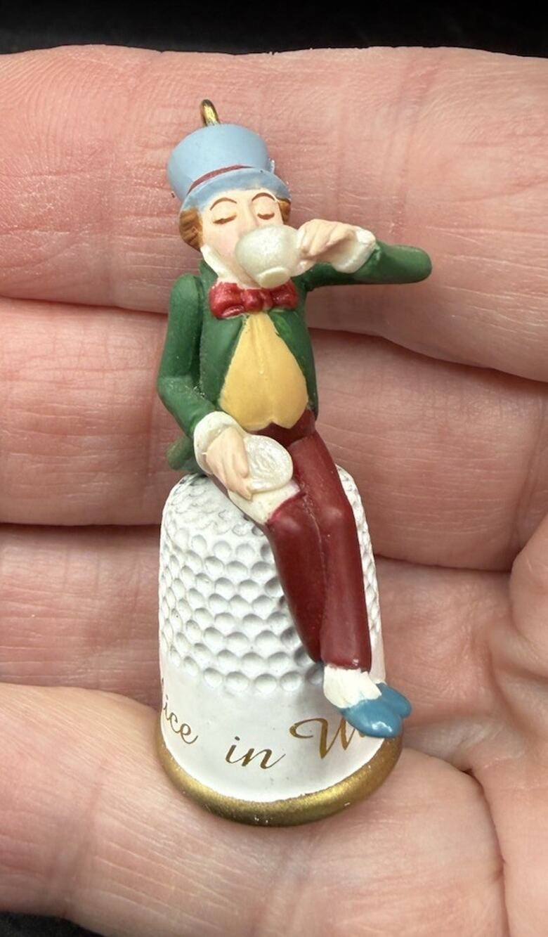 1996 Alice in Wonderland #2 Mad Hatter Thimble Hallmark Mini Ornament No Box L22